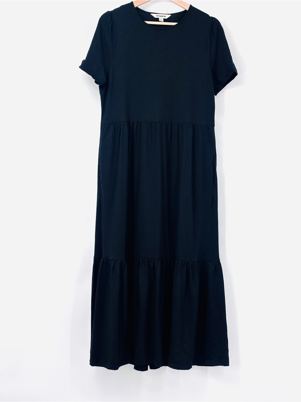 Boden Emma Black Tiered Midi / Maxi jersey knit dress pullover size 10 R stretch
